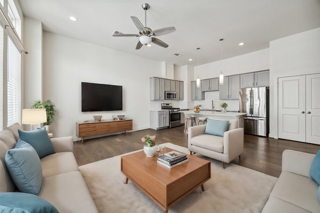 Foto principal - 9452 Kerrwood Ln
