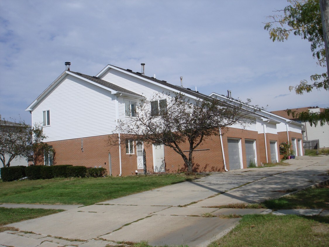 Foto del edificio - 3006 Clearwater Ave
