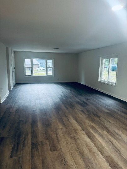 Foto del edificio - 1450 Maplewood Dr