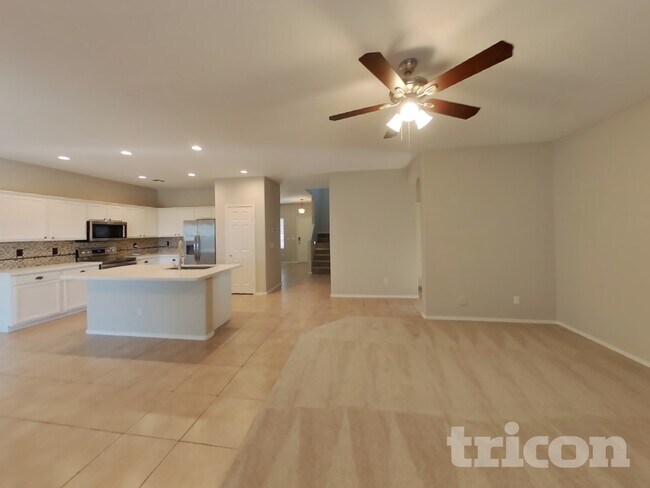 Foto del edificio - 17345 W Watkins St