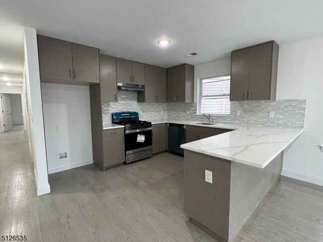 Foto del edificio - 470 S 16th St