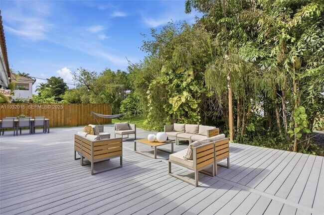 Foto del edificio - 10246 NW 57th Terrace