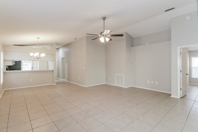 Building Photo - 13203 Sharondale Ct