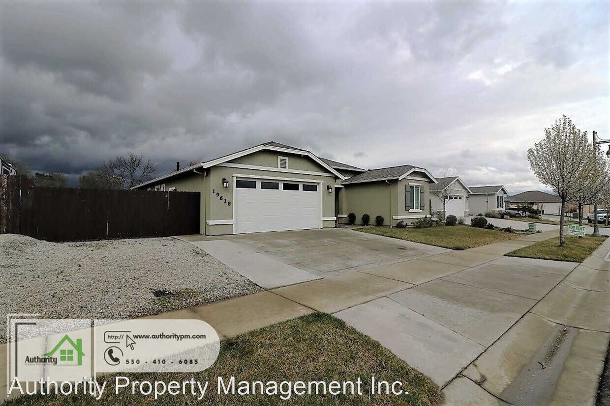 Primary Photo - 3 br, 2 bath House - 19618 Carnegie Drive