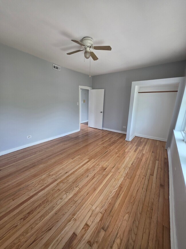 Foto del edificio - 4315 W 15th St