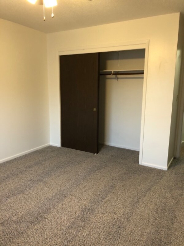 Foto del edificio - 2021 NW Hickory Ln