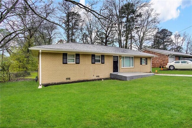 Foto del edificio - 3489 Pine Forest Dr SE