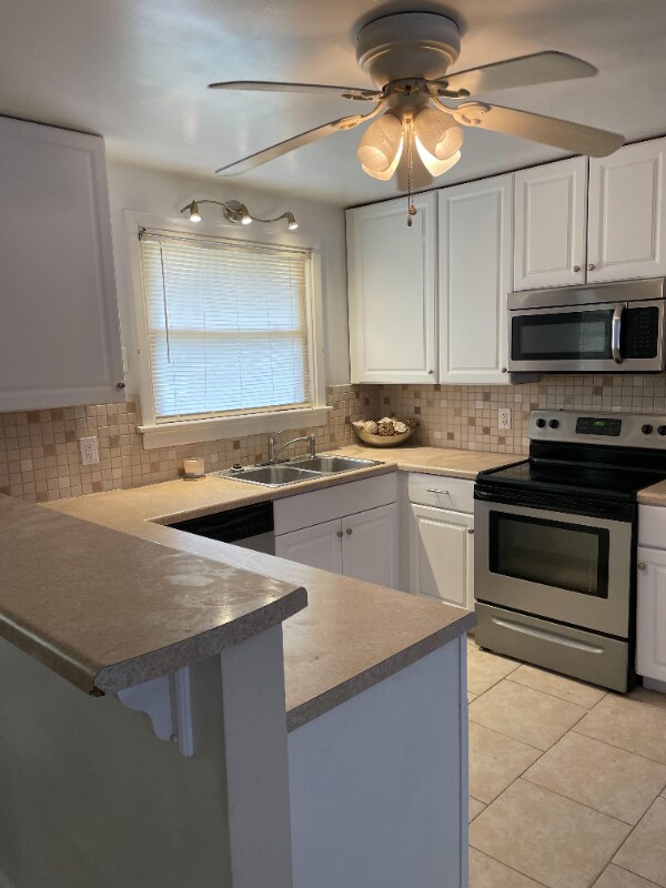 Building Photo - 2212 Beau Ln