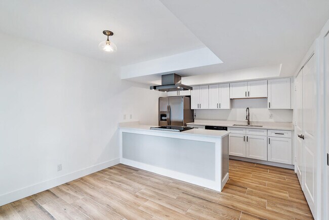 Foto del edificio - 401 Southwind Dr