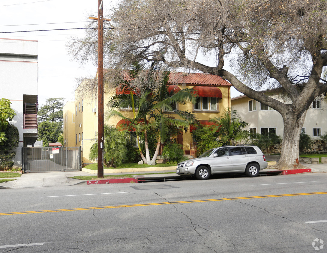 Building Photo - 501 S Verdugo Rd