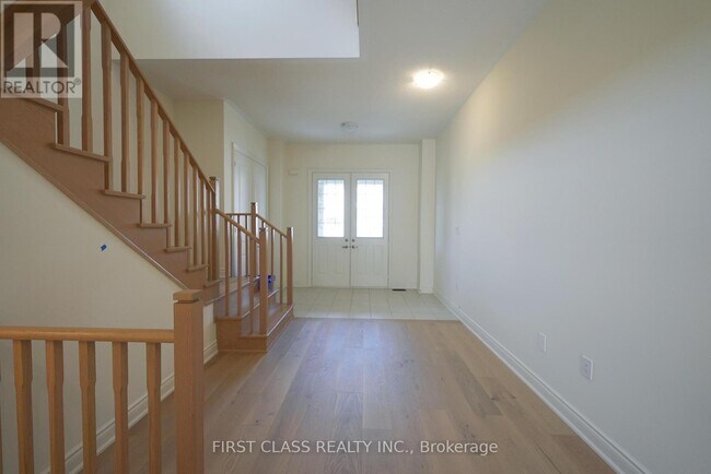 Building Photo - 72 Boccella Cres