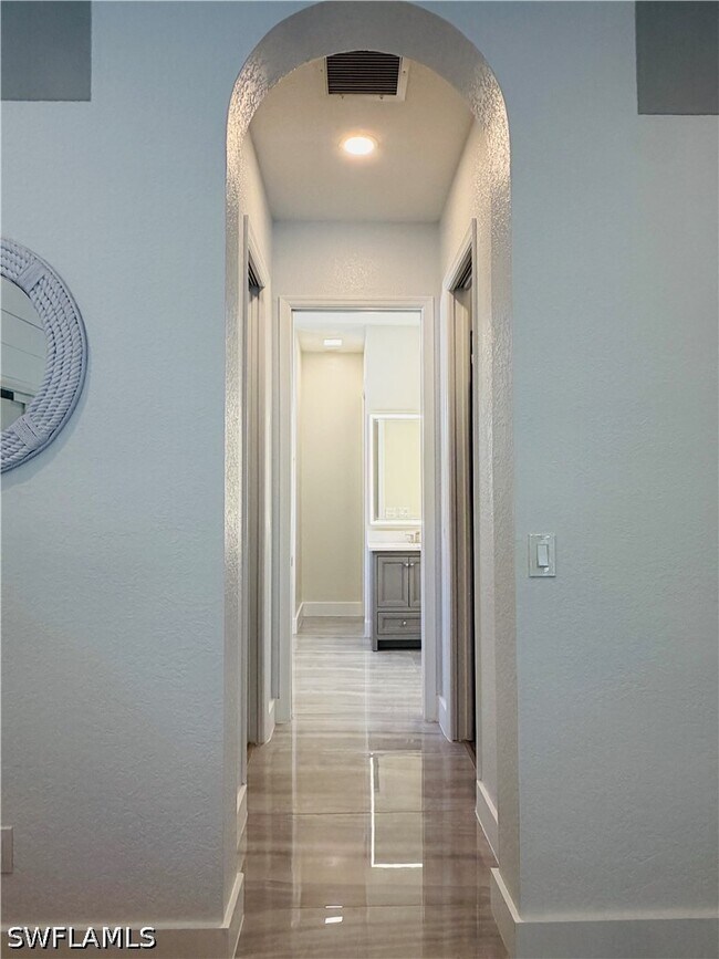 Building Photo - 6072 Highwood Park Ct