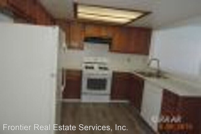 Building Photo - 2 br, 2 bath House - 233 E Upjohn Ave