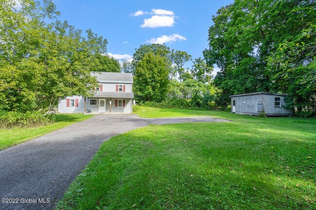 Building Photo - 419 NY-146
