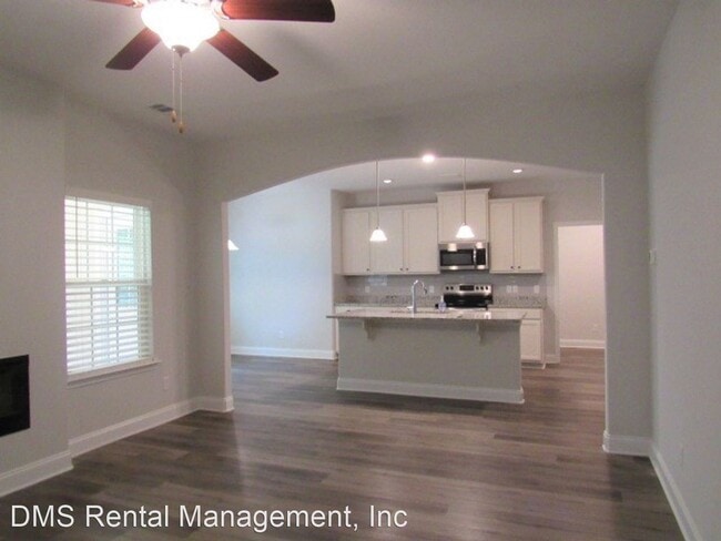 Building Photo - 5 br, 3 bath House - 13 Wiregrass Way