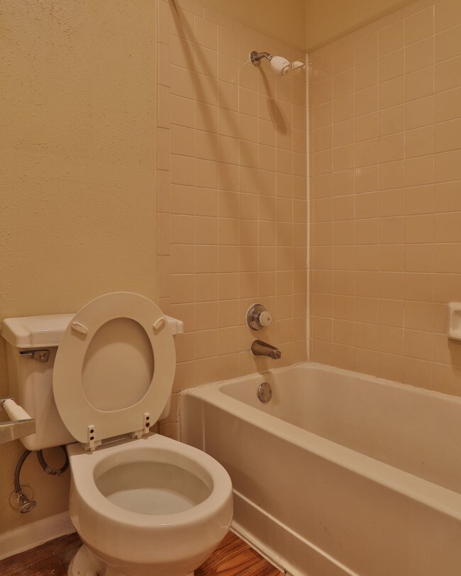 Hillcreste At Thousand Oaks Apartments San Antonio, TX