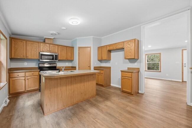 Foto del edificio - 12350 Jesse Smith Rd