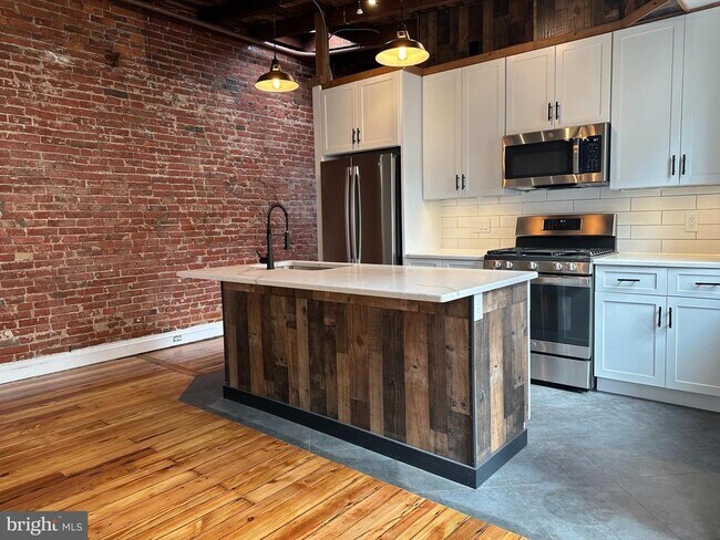 Foto del edificio - 115 W 13th St