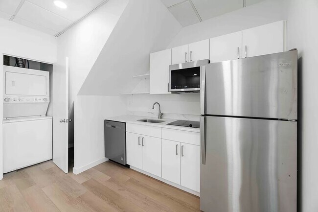 Foto del edificio - 369 West 36th Street