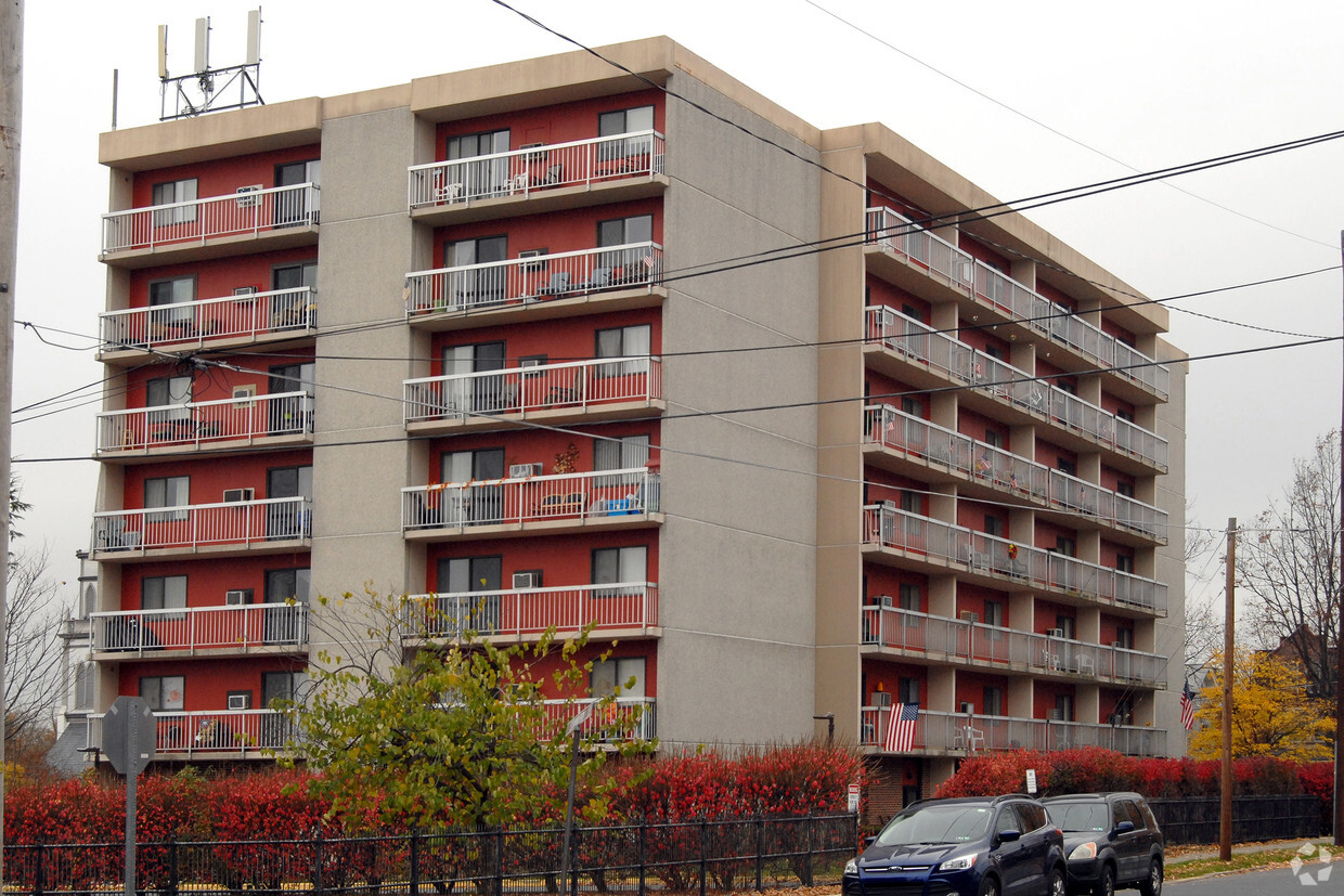 Primary Photo - Catasauqua Elderly Towers