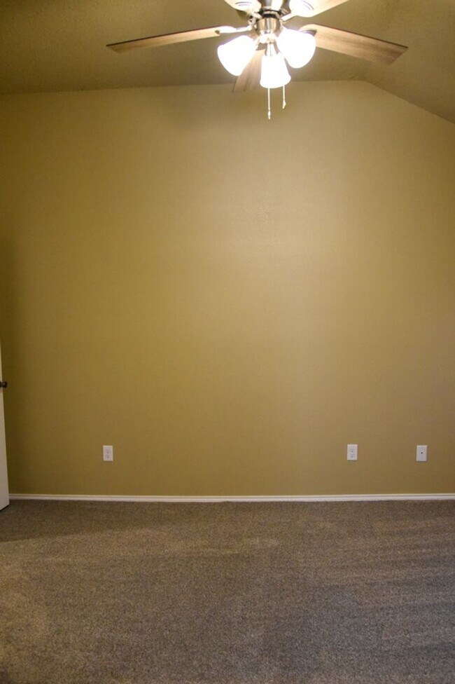 Foto del edificio - Great 3 Bedroom 2 Bath Roanoke