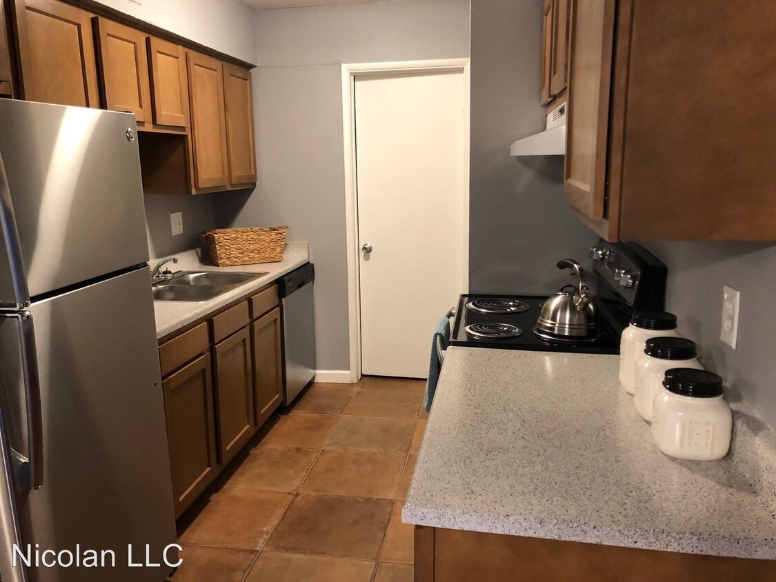 Primary Photo - 1510 N 48th St