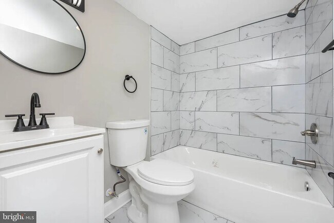 Foto del edificio - 3300 Ravenwood Ave