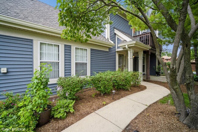 Building Photo - 1045 Talbots Ln