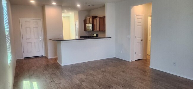 Foto del edificio - 26086 W Sequoia Dr