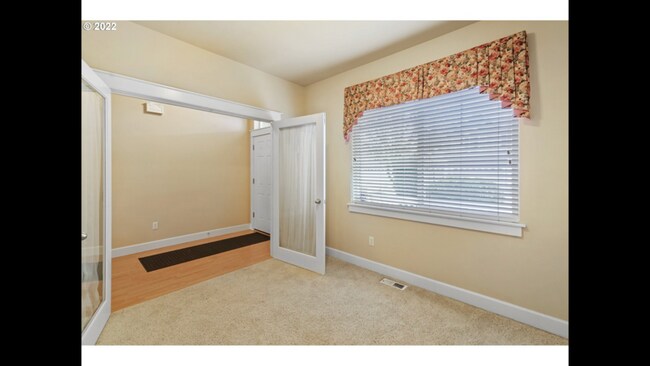 Foto del edificio - 1209 NW 13th St
