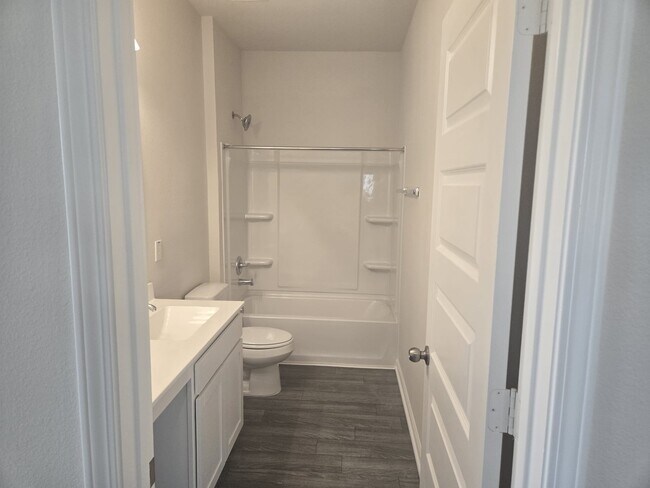 Foto del edificio - 3302 Brushy Marsh Dr