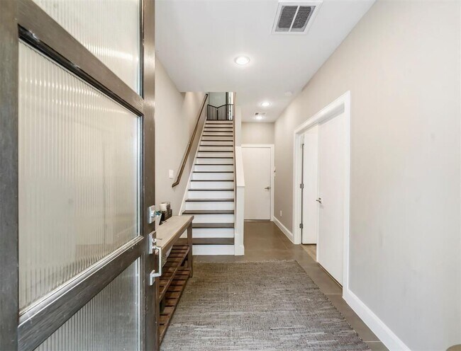 Foto del edificio - 3121 Leeland St