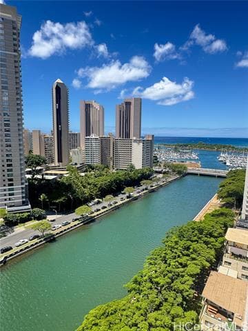 Building Photo - 1848 Kahakai Dr