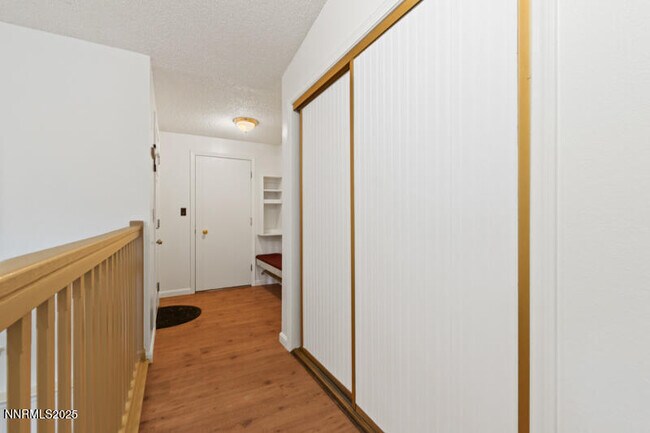 Foto del edificio - 1880 Becky Ct