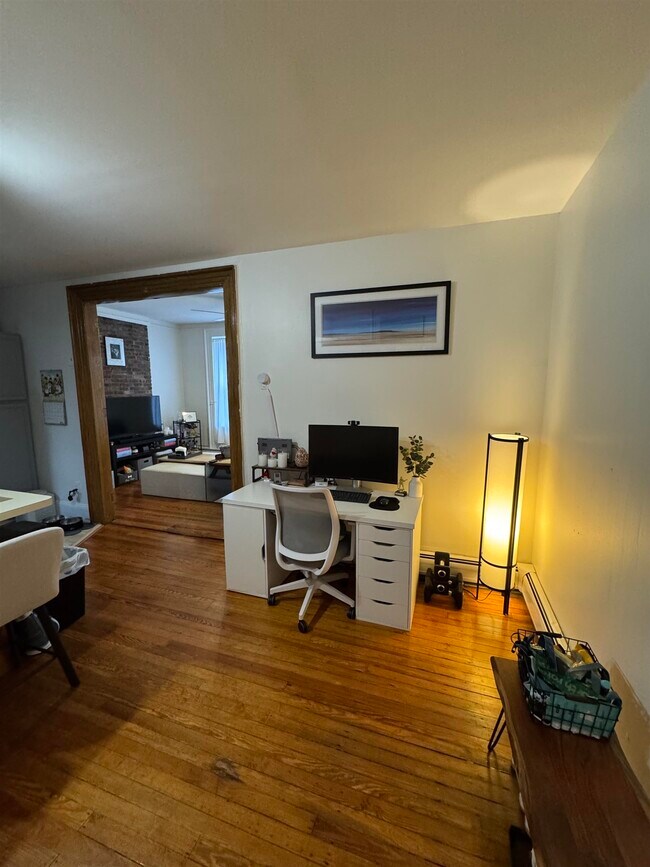 Foto del edificio - 712 Willow Ave