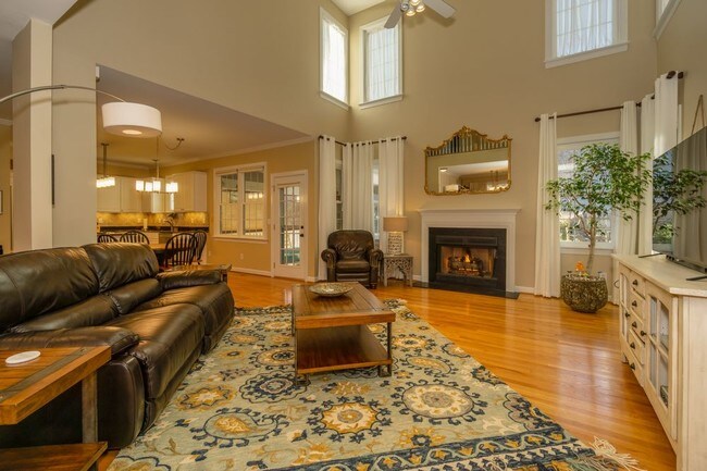 Building Photo - 9501 Meadowmont Lane