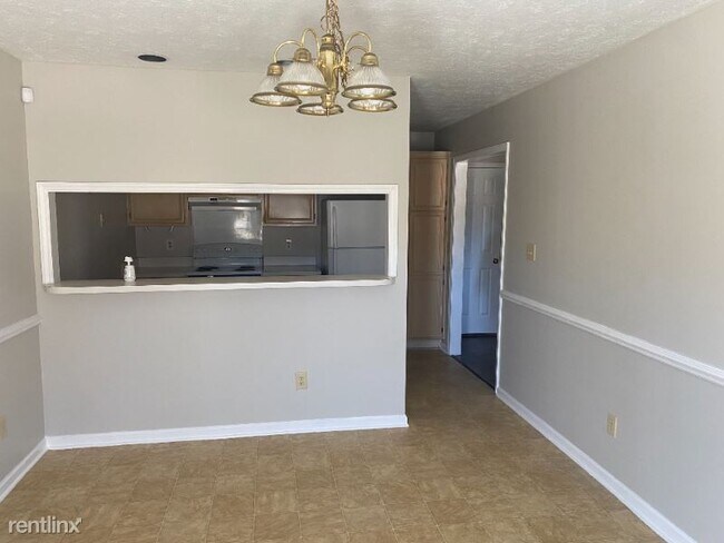 Building Photo - 2 br, 2 bath Townhome - 2591 Gotts Lane