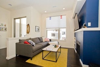 Building Photo - 2652 W Front View Cres Dr