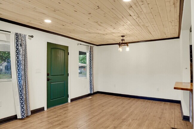 Foto del edificio - $1,495.00, 1-bed, 1-bath newly renovated l...