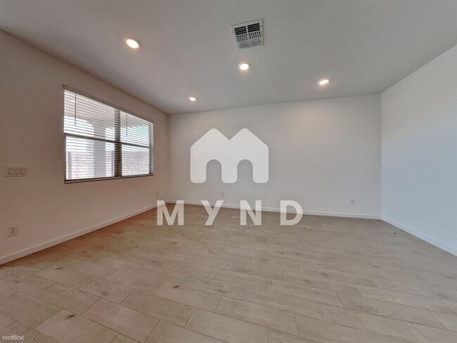 Building Photo - 4 br, 2 bath House - 17335 W Sunnyslope Ln