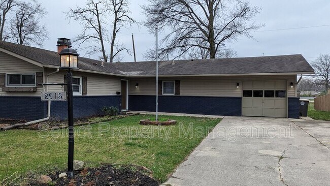 Building Photo - 2915 Inwood Dr