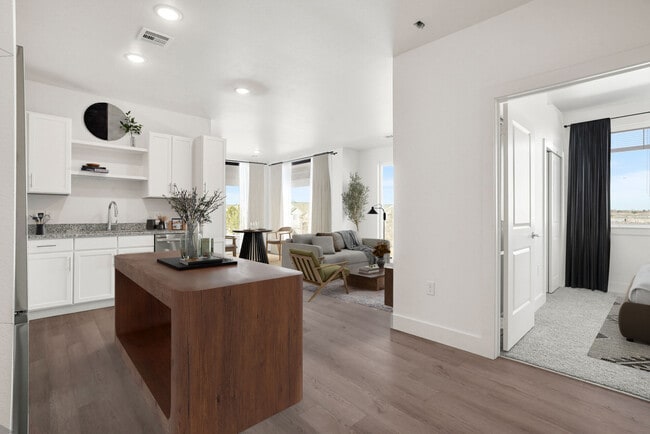 Building Photo - Broadstone Farm