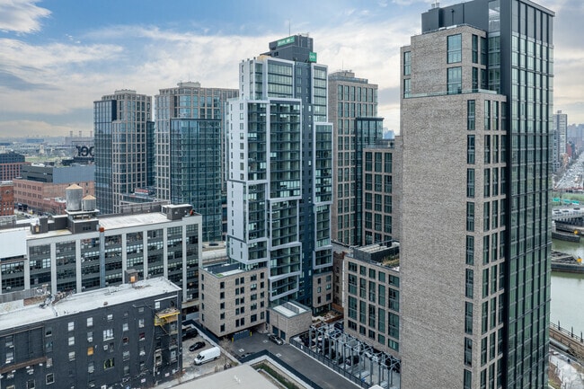 Building Photo - Maven