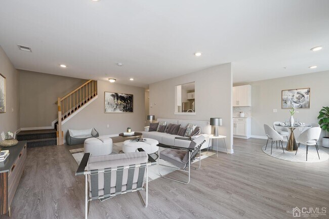 Foto del edificio - 85 S Main St