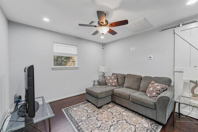 Foto del edificio - 11906 Cypress Pl Dr