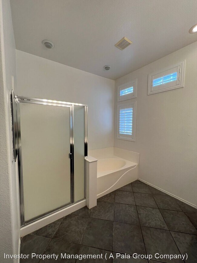 Foto del edificio - 3 br, 3 bath House - 8658 Waterford Bend St