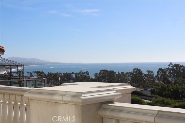 Building Photo - 25121 Via Elevado