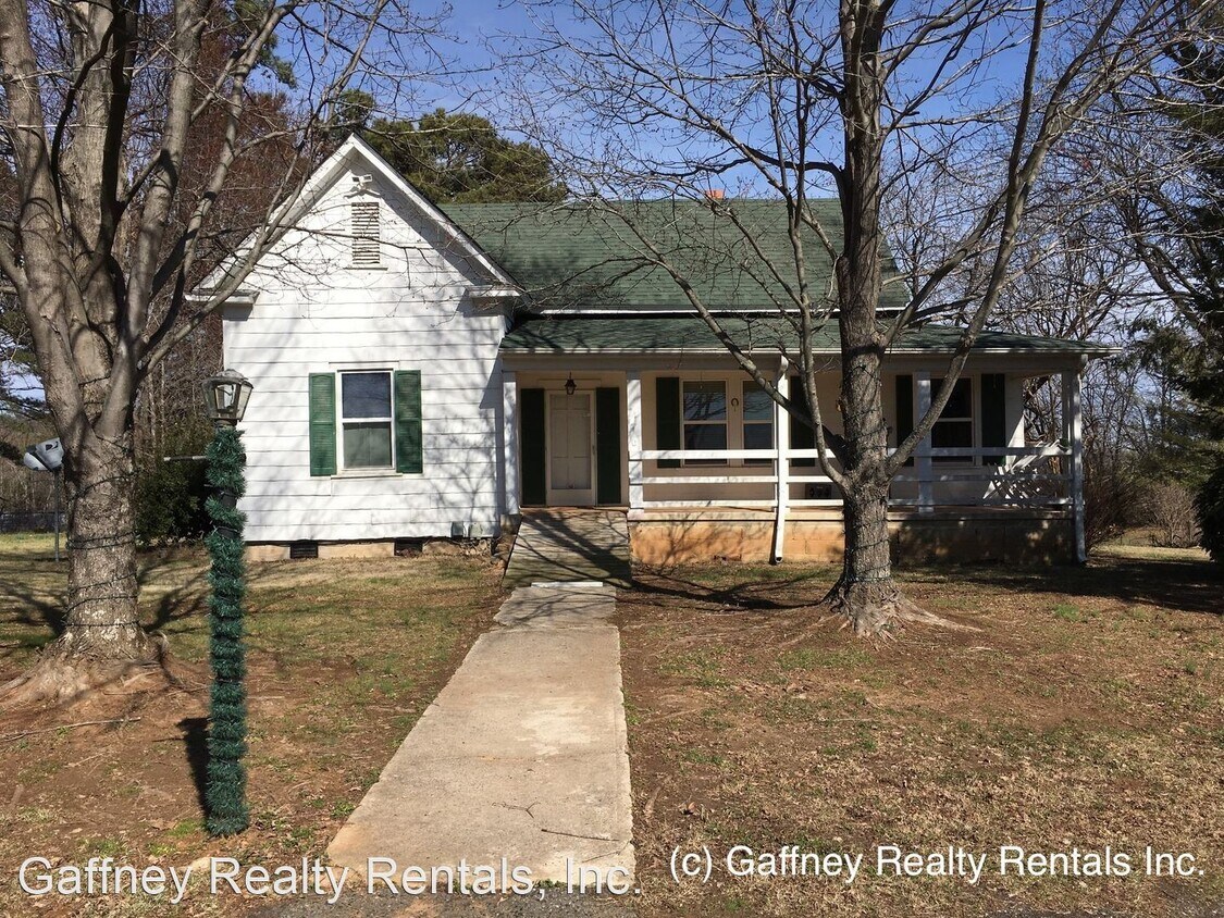 Primary Photo - 3 br, 1.5 bath House - 403 York Rd