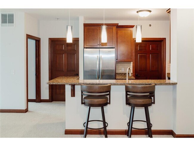 Foto del edificio - 2670 Kelley Pkwy