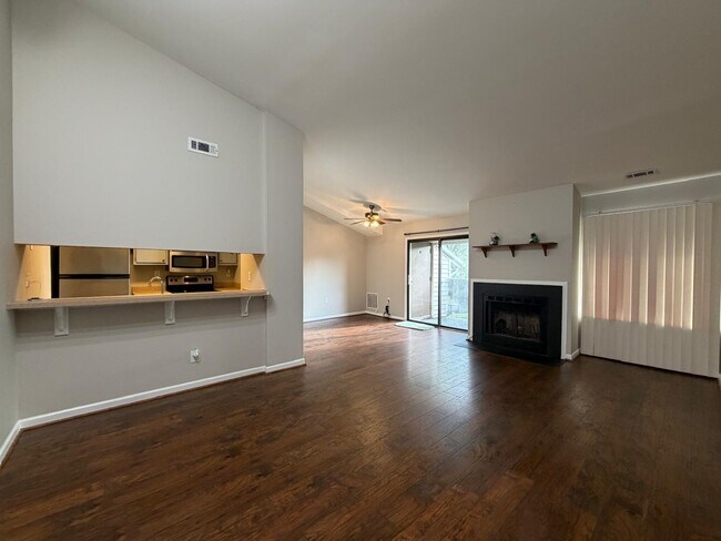 Foto del edificio - 1111 Castle Harbour Way